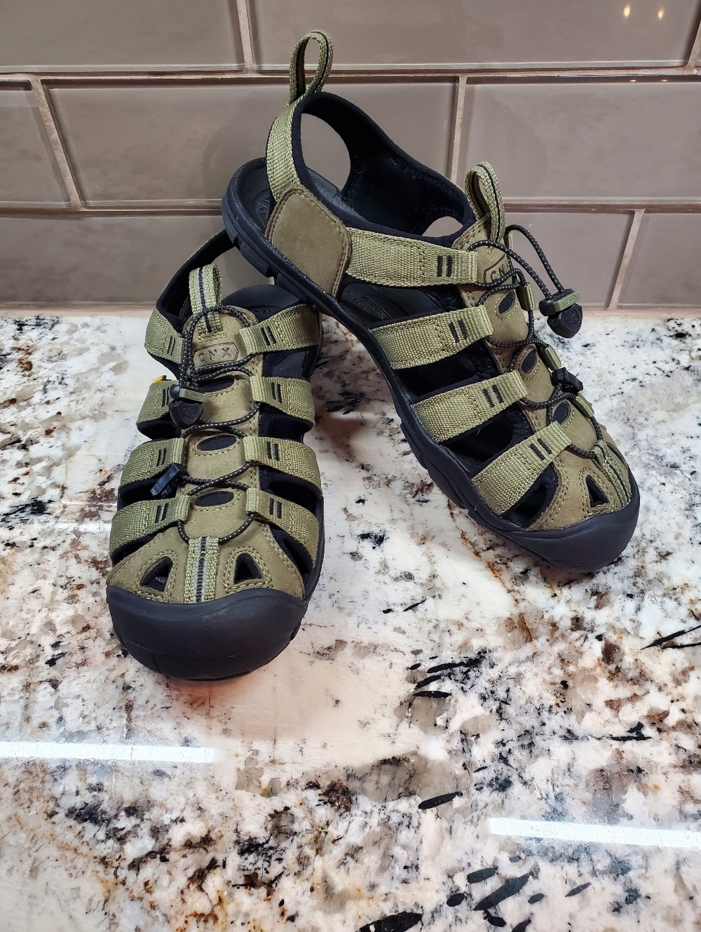 Keen Mens 9.5